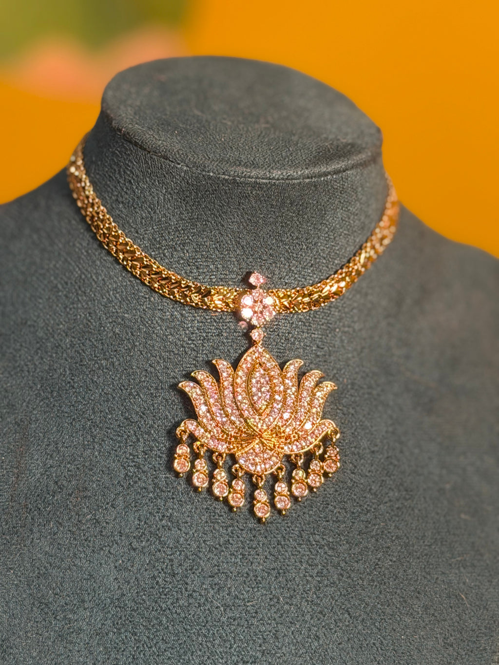 Lotus Attigai Necklace
