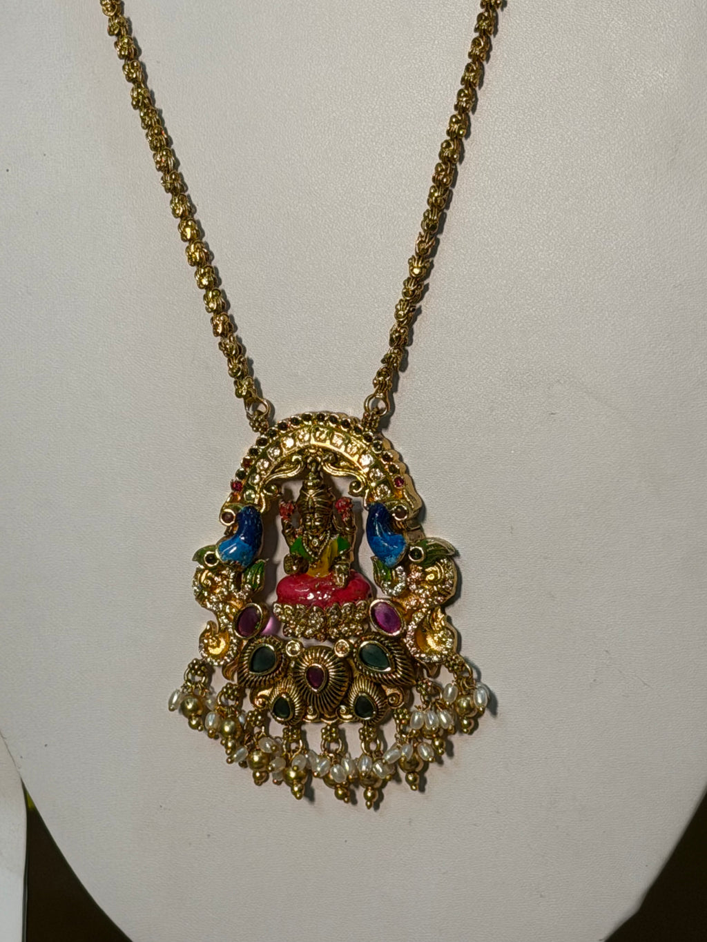 Lakshmi Mayura Temple Pendant Set