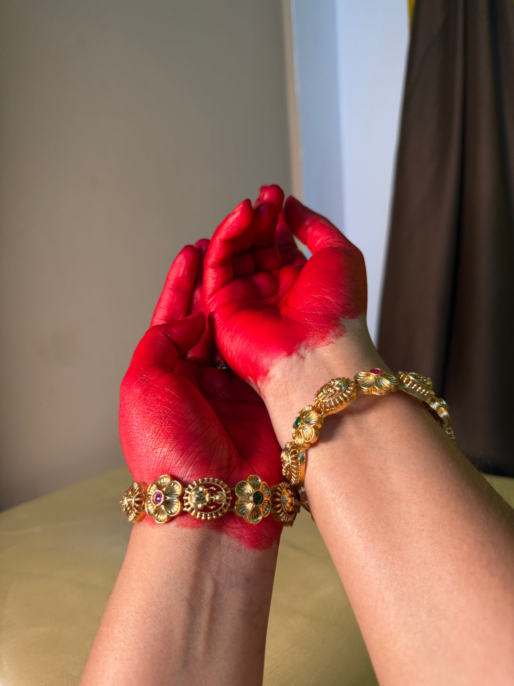 Navaratna Bloom Heritage Bangle