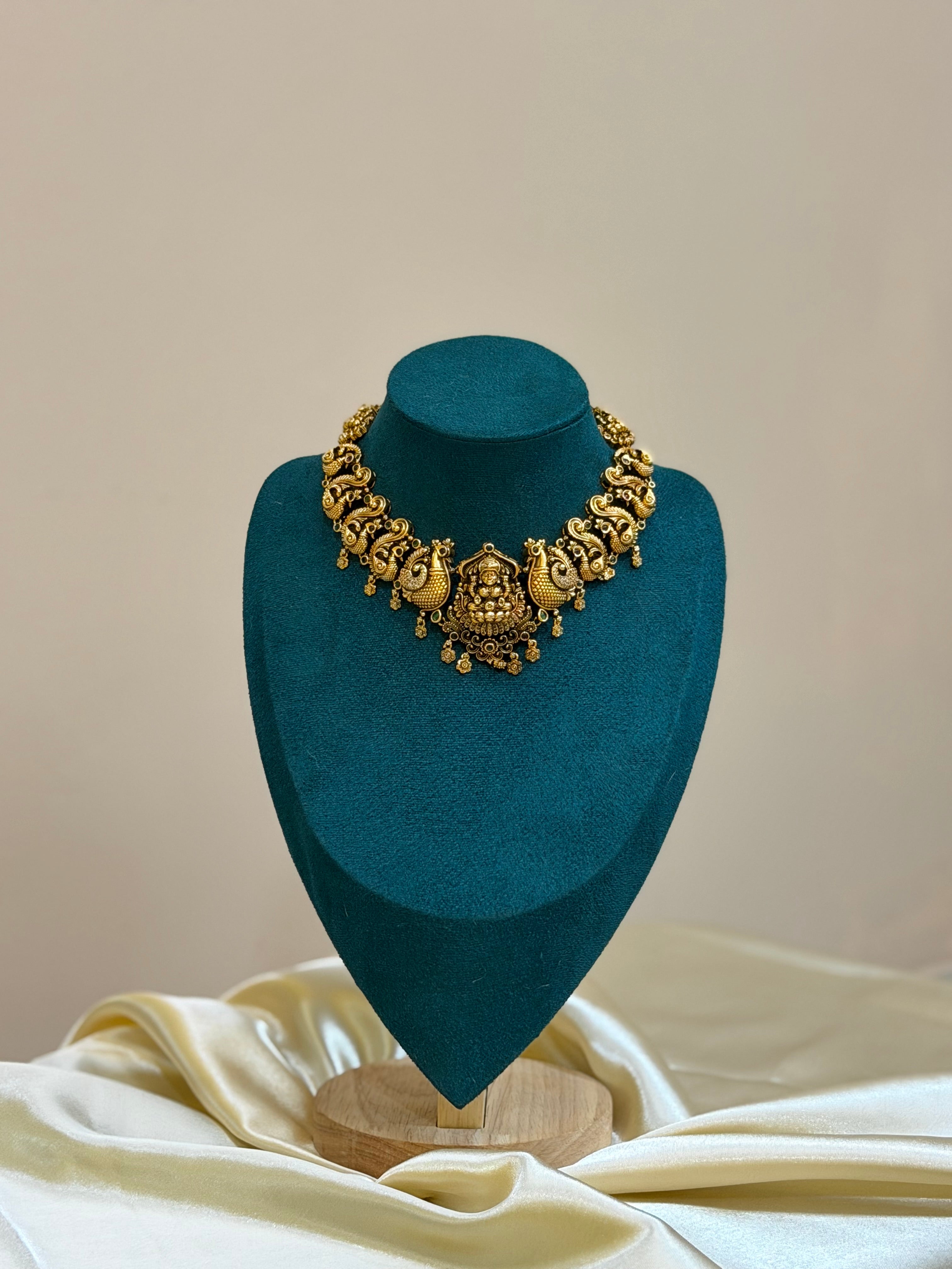 Lakshmi Mayura Heritage Choker