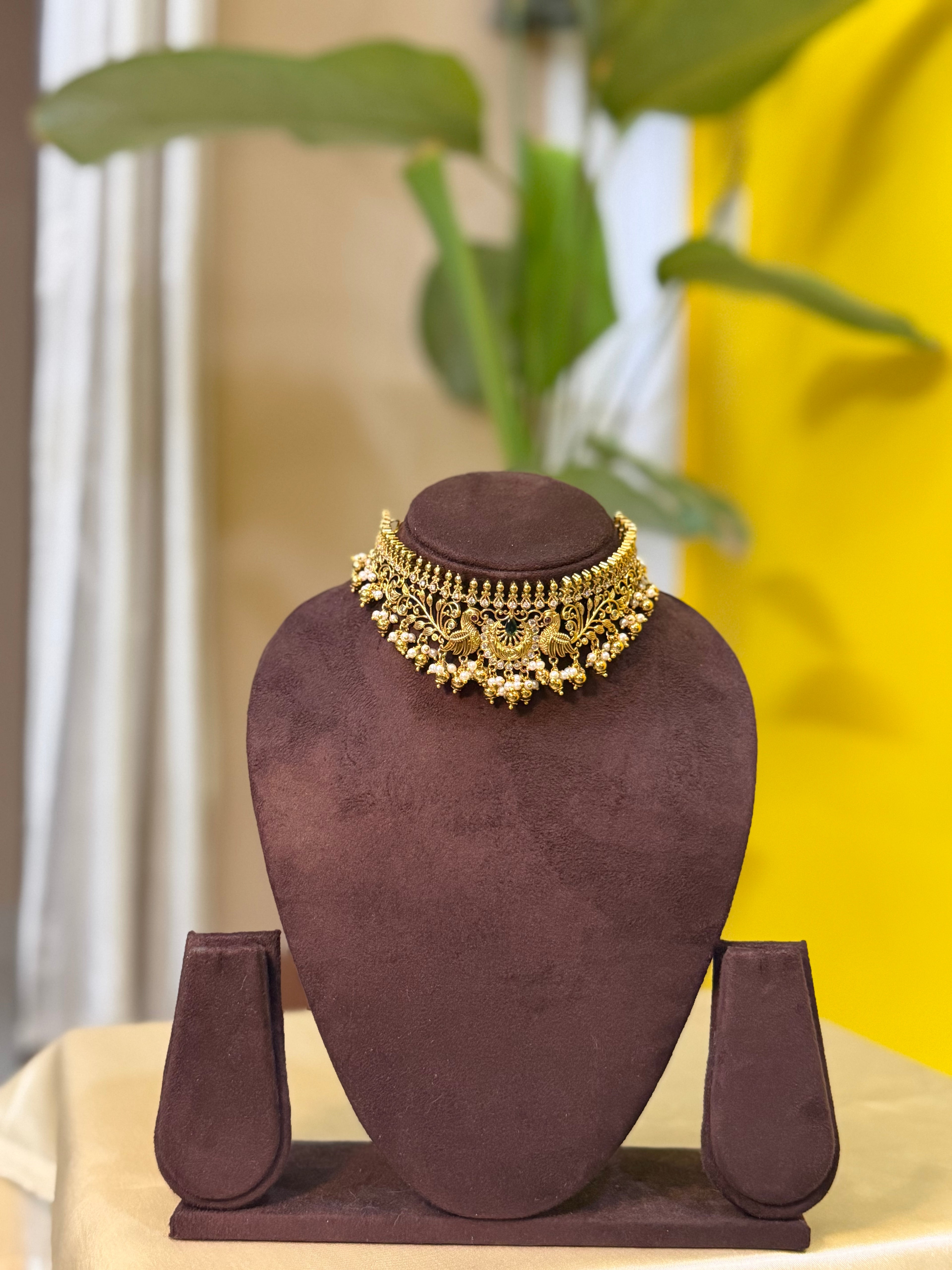 Mayura Pearl Drop Choker