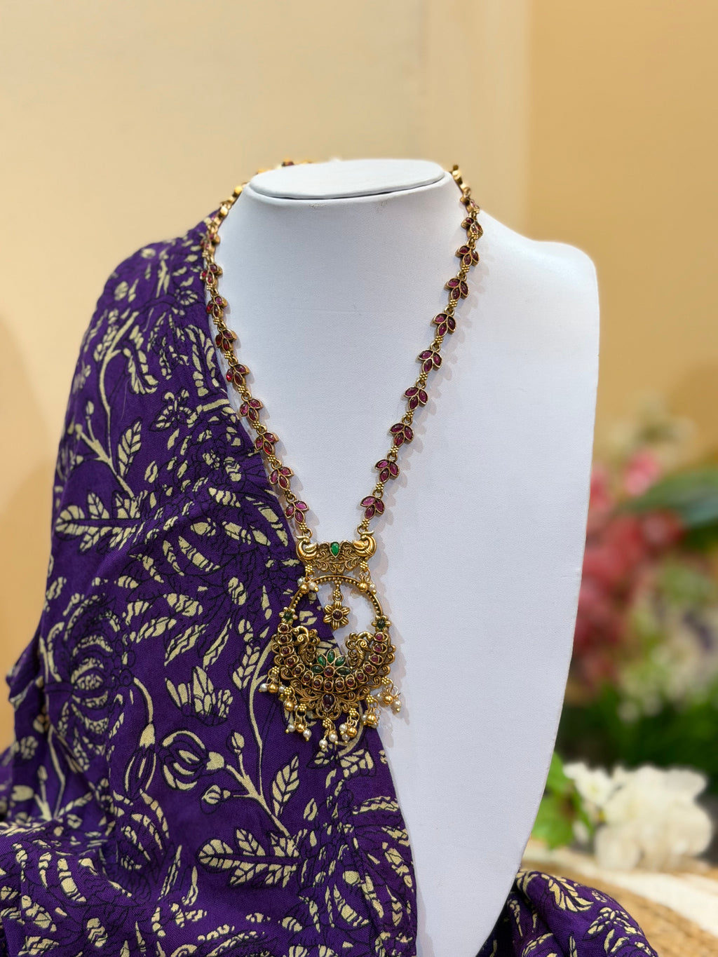 Vasundhara Antique Pendant Necklace