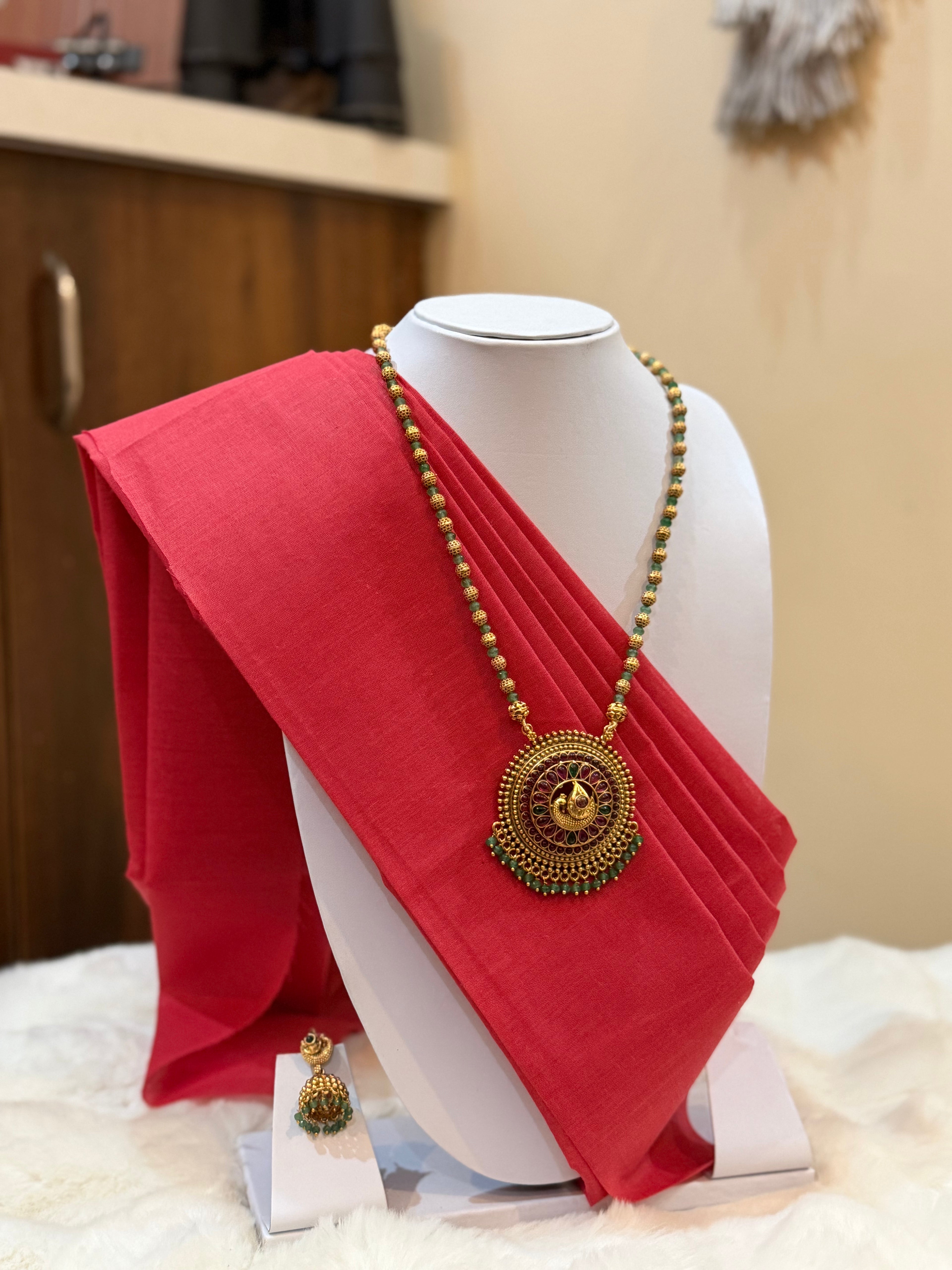Mayura Heritage Pendant Necklace Set