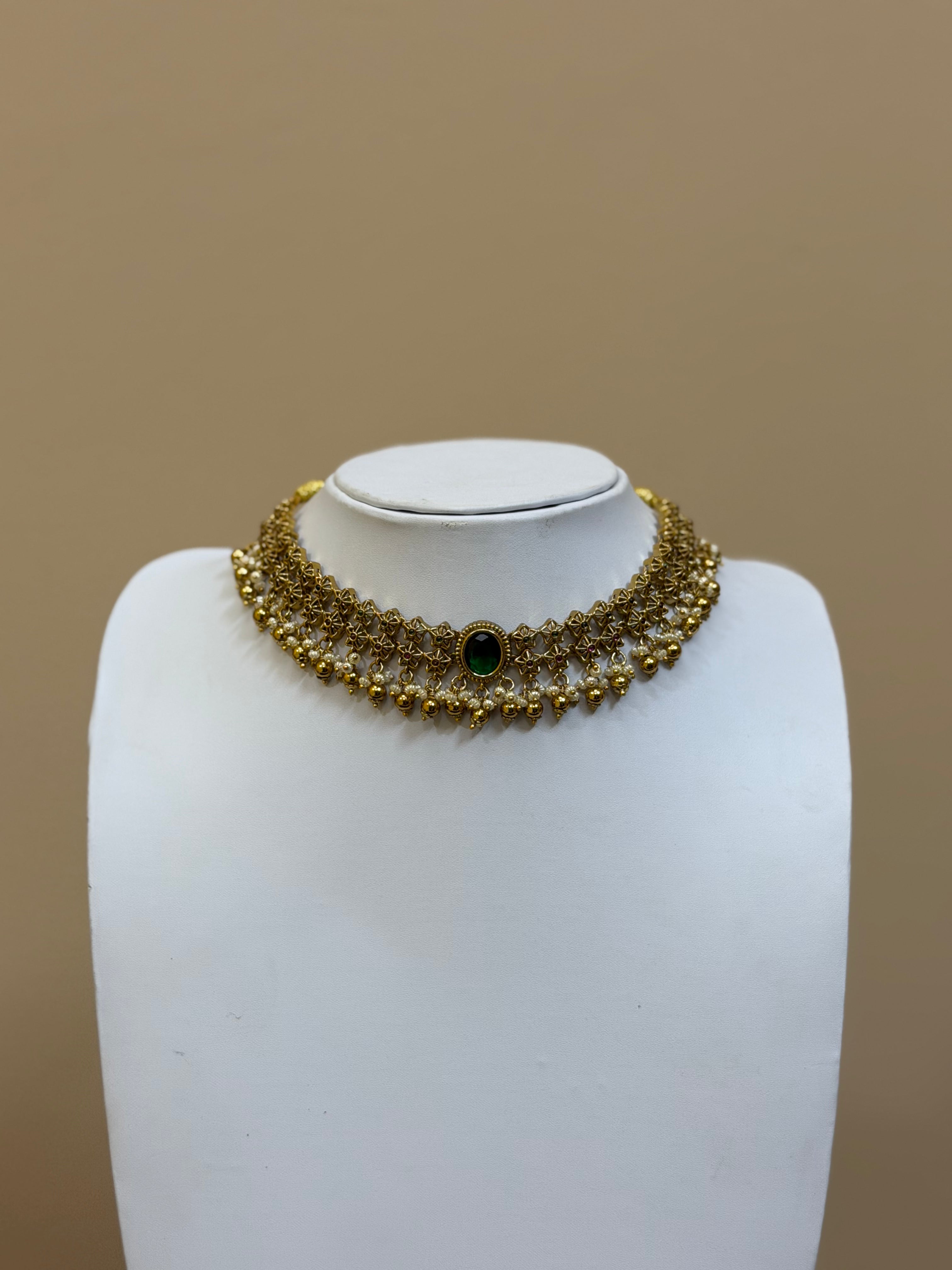 Emerald Viraasat Gold Choker