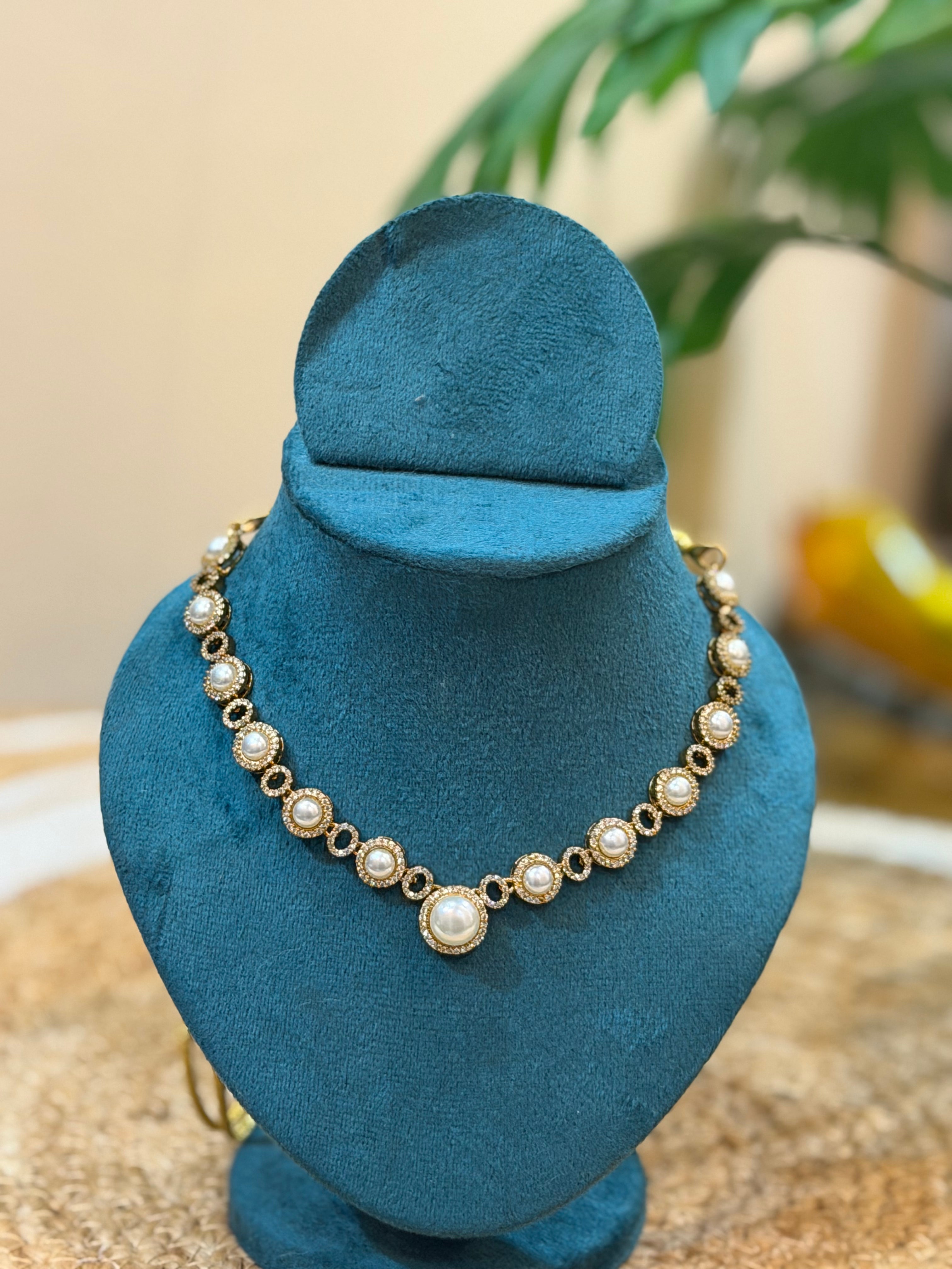 Pearl Aura Necklace