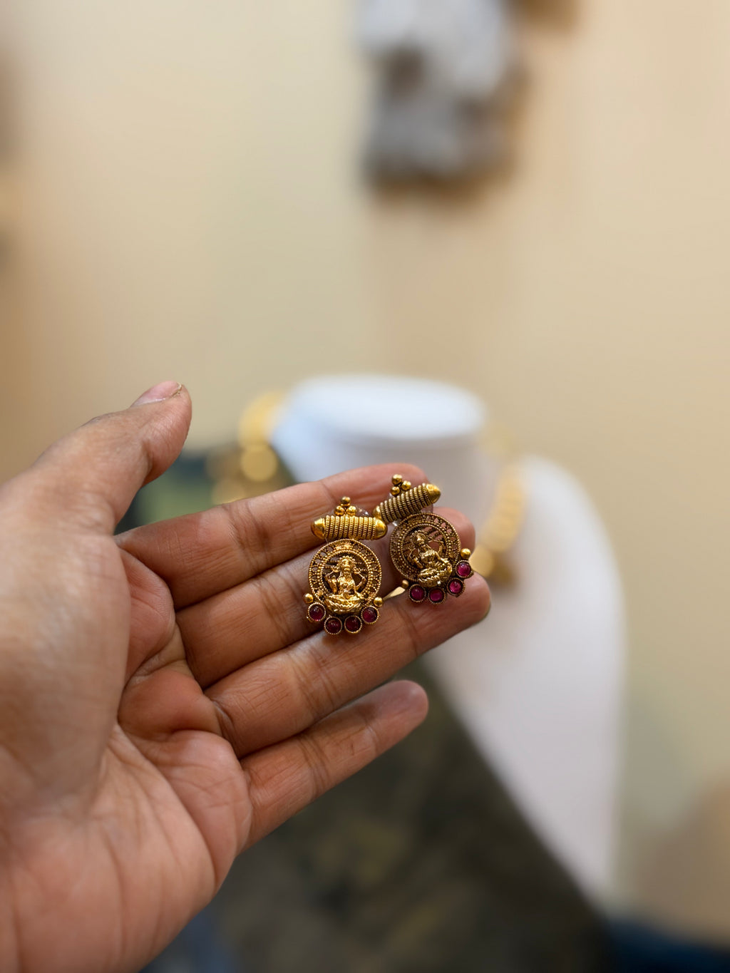 Lakshmi Prasanna Temple Necklace