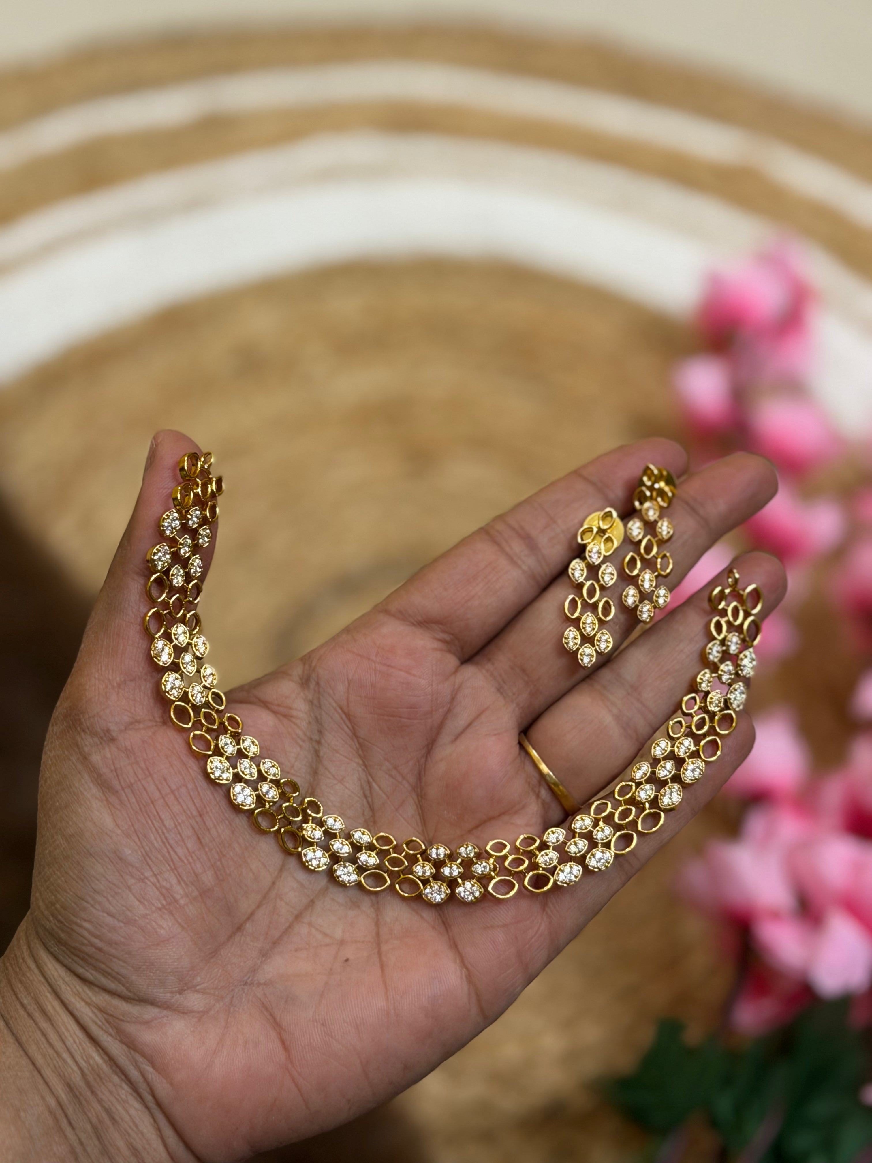 Golden Lattice Sparkle Necklace