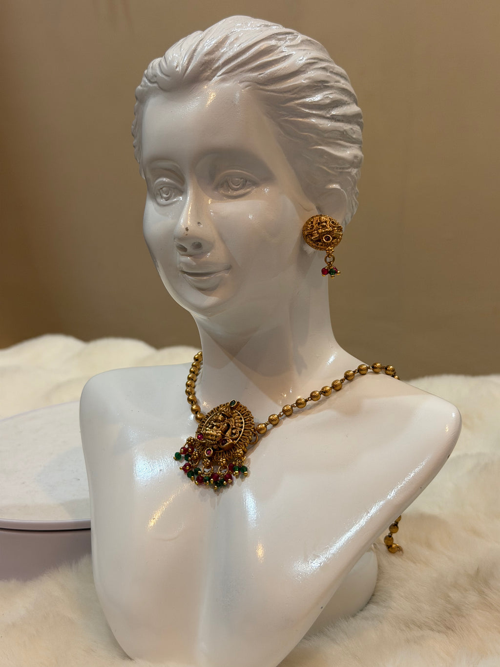 Antique Laksmi Pearl Pendant Necklace