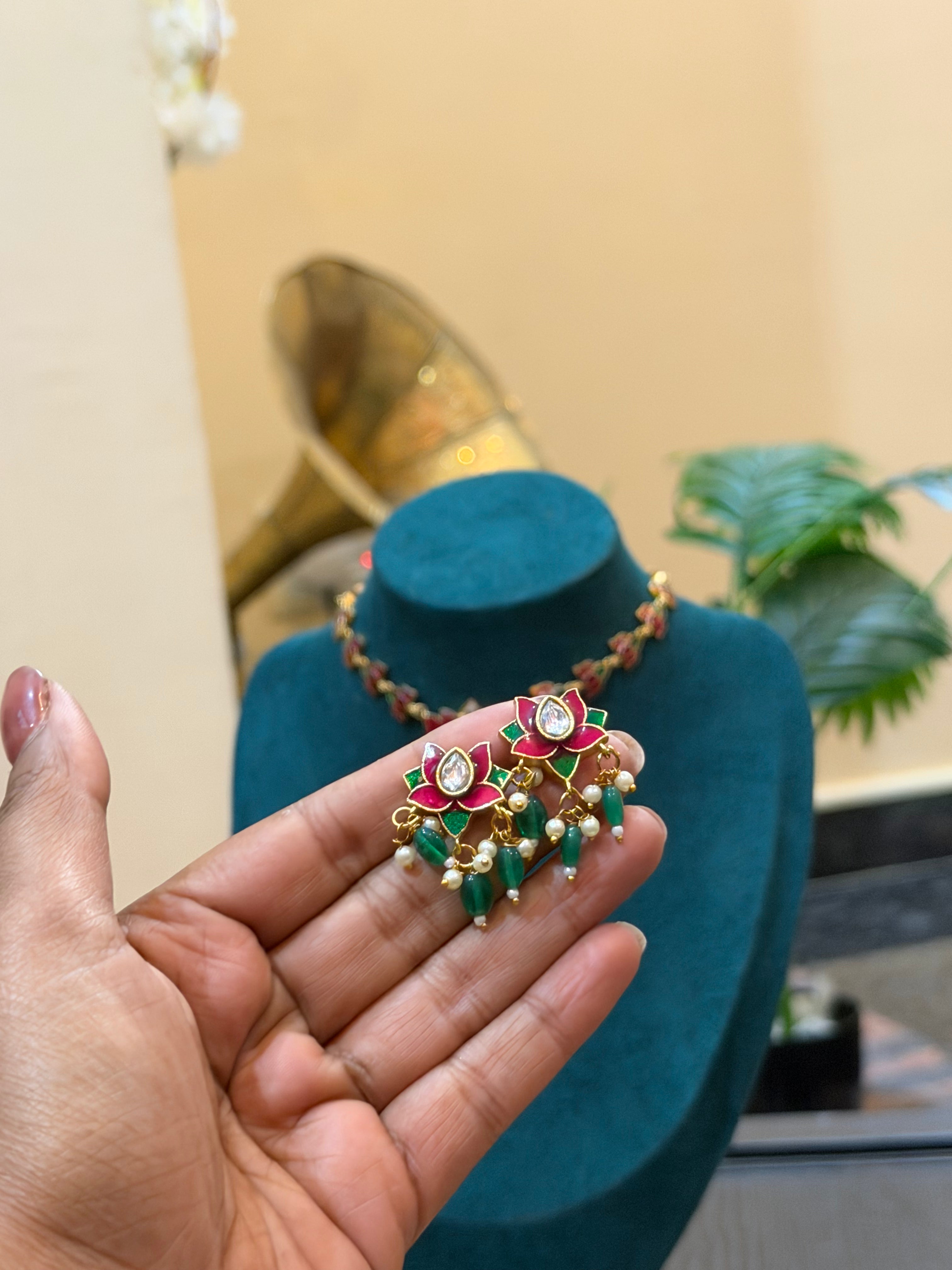Lotus Motif Necklace