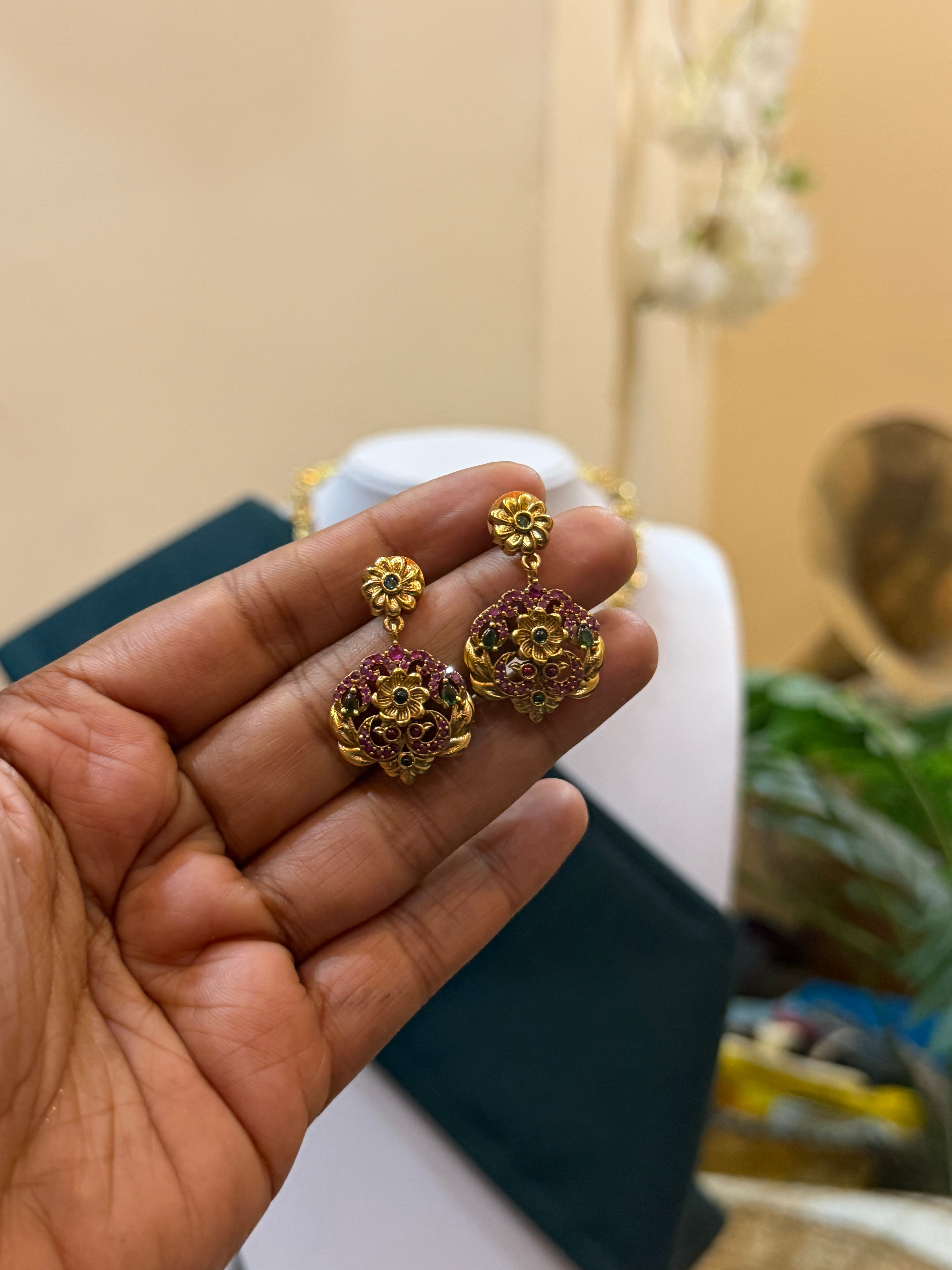 Mayura Pushpa Necklace