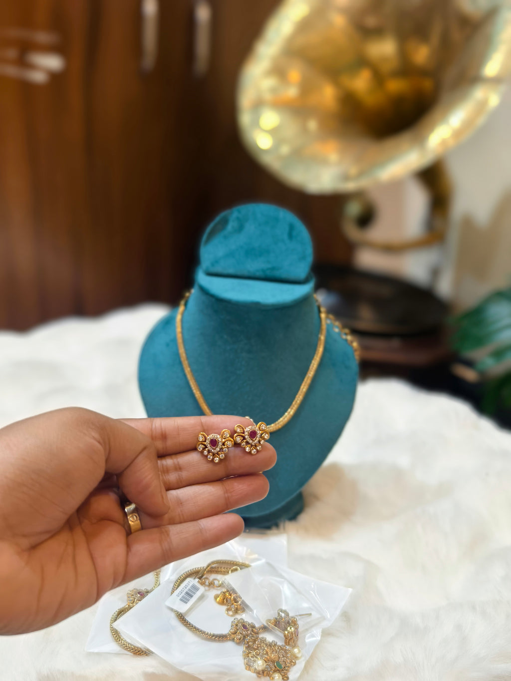 Single Pendent AD Stone Collections