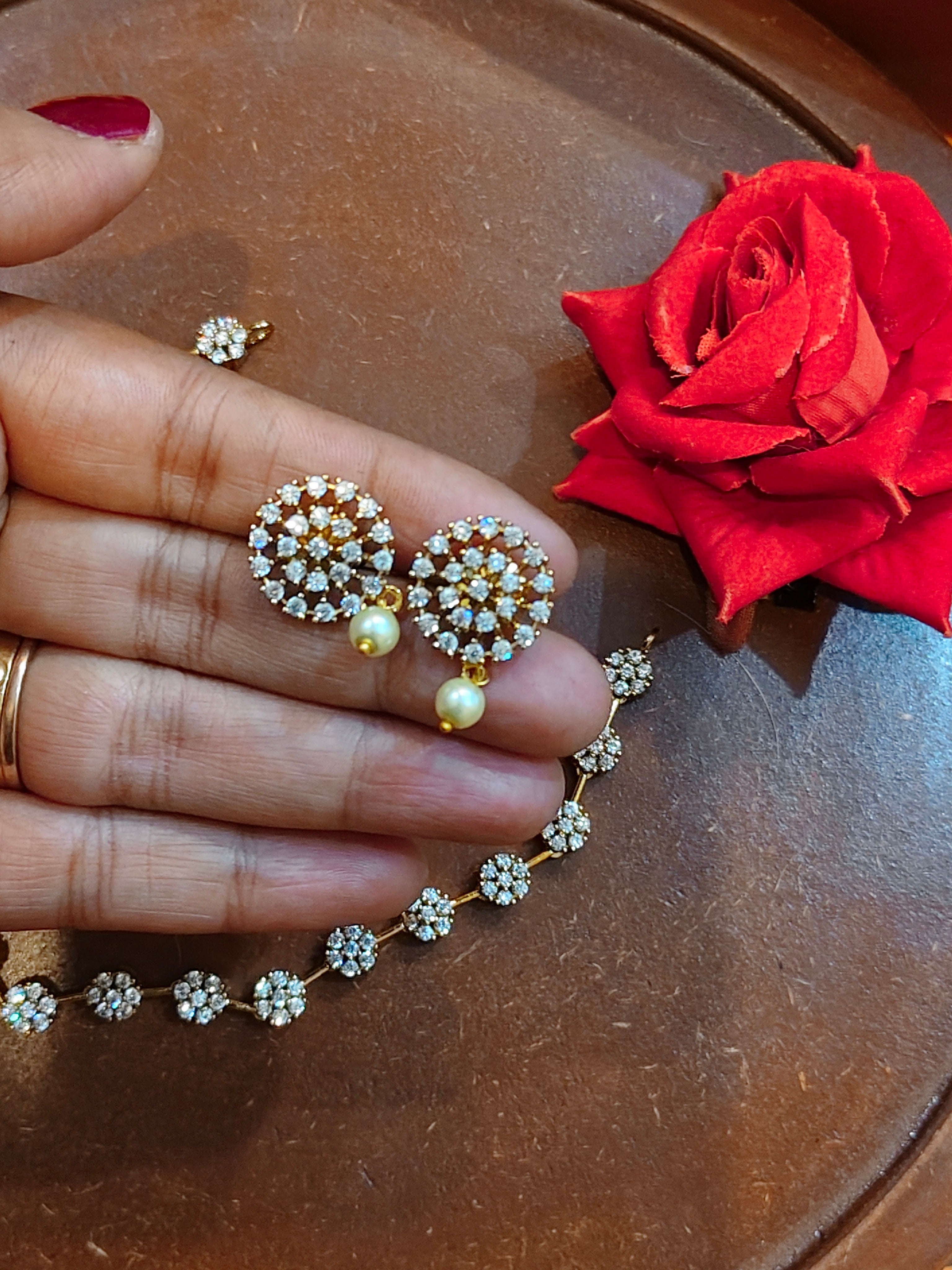 Flower style AD Stone Choker set