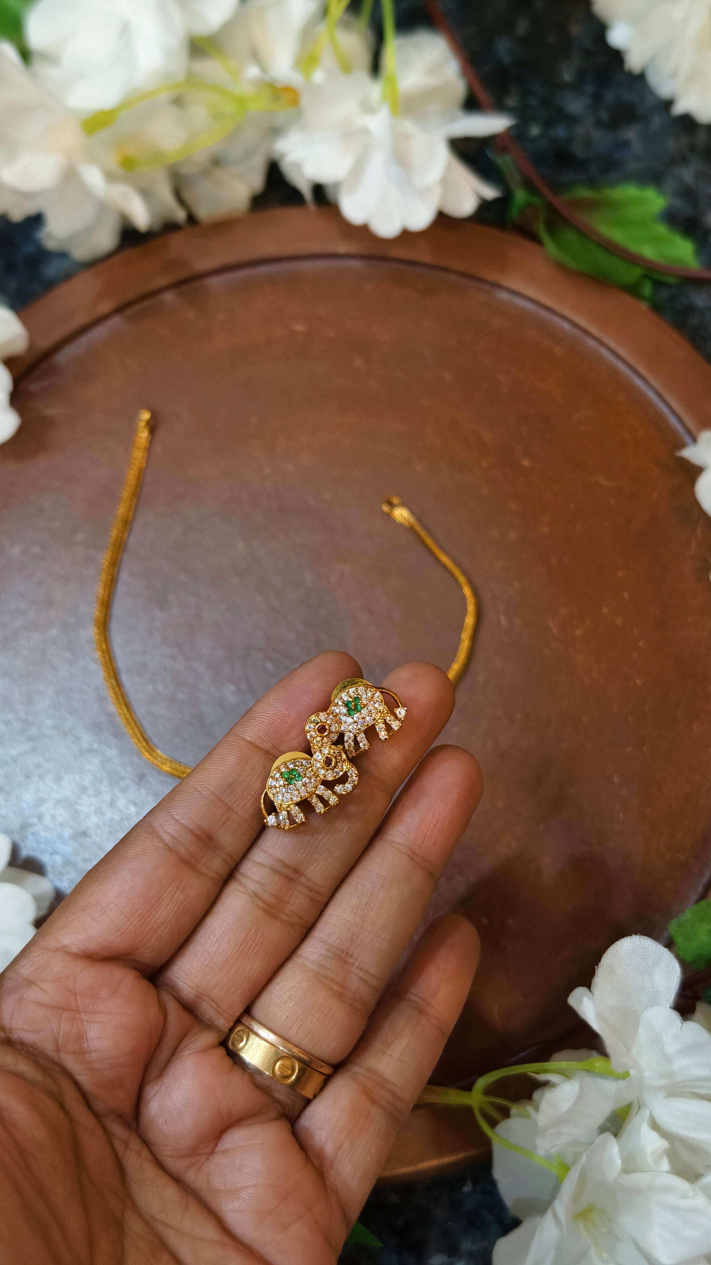 Elephant Pendant Choker set