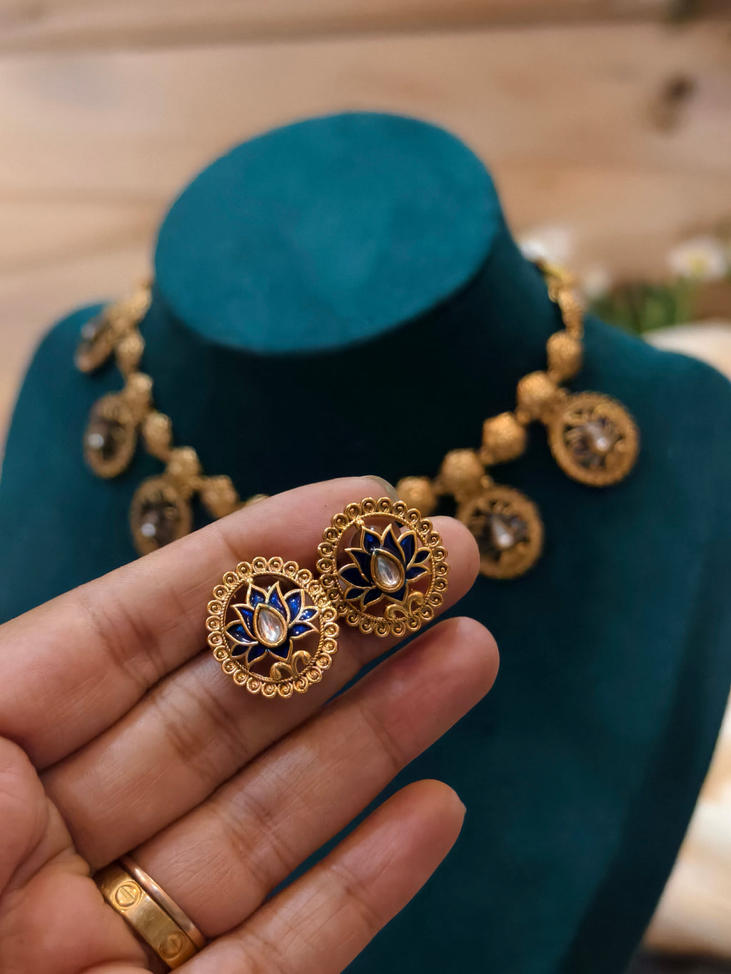 Lotus Bluish-Golden Necklace