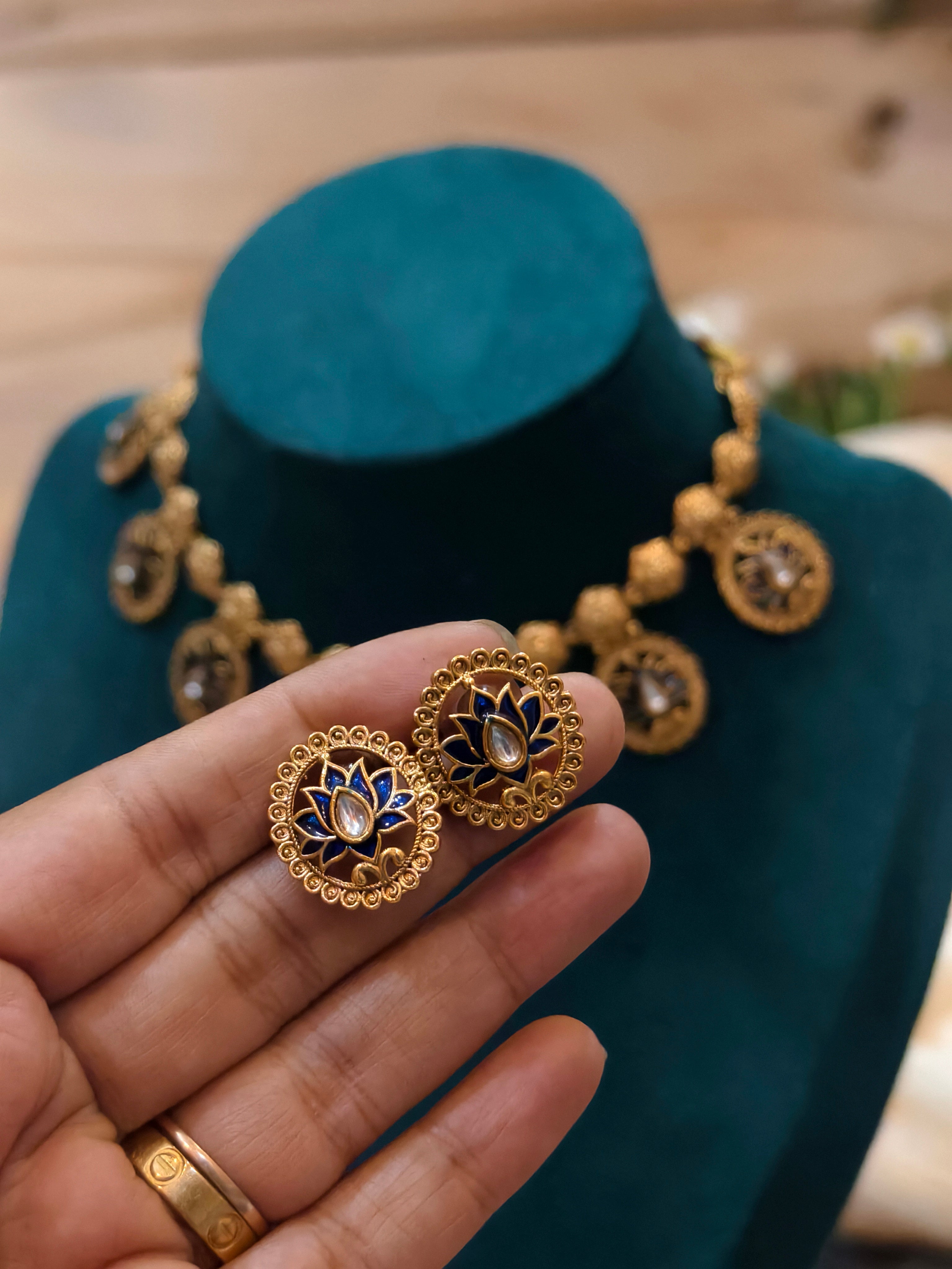 Lotus Bluish-Golden Necklace