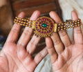 Kemp Stone golden Beads Choker