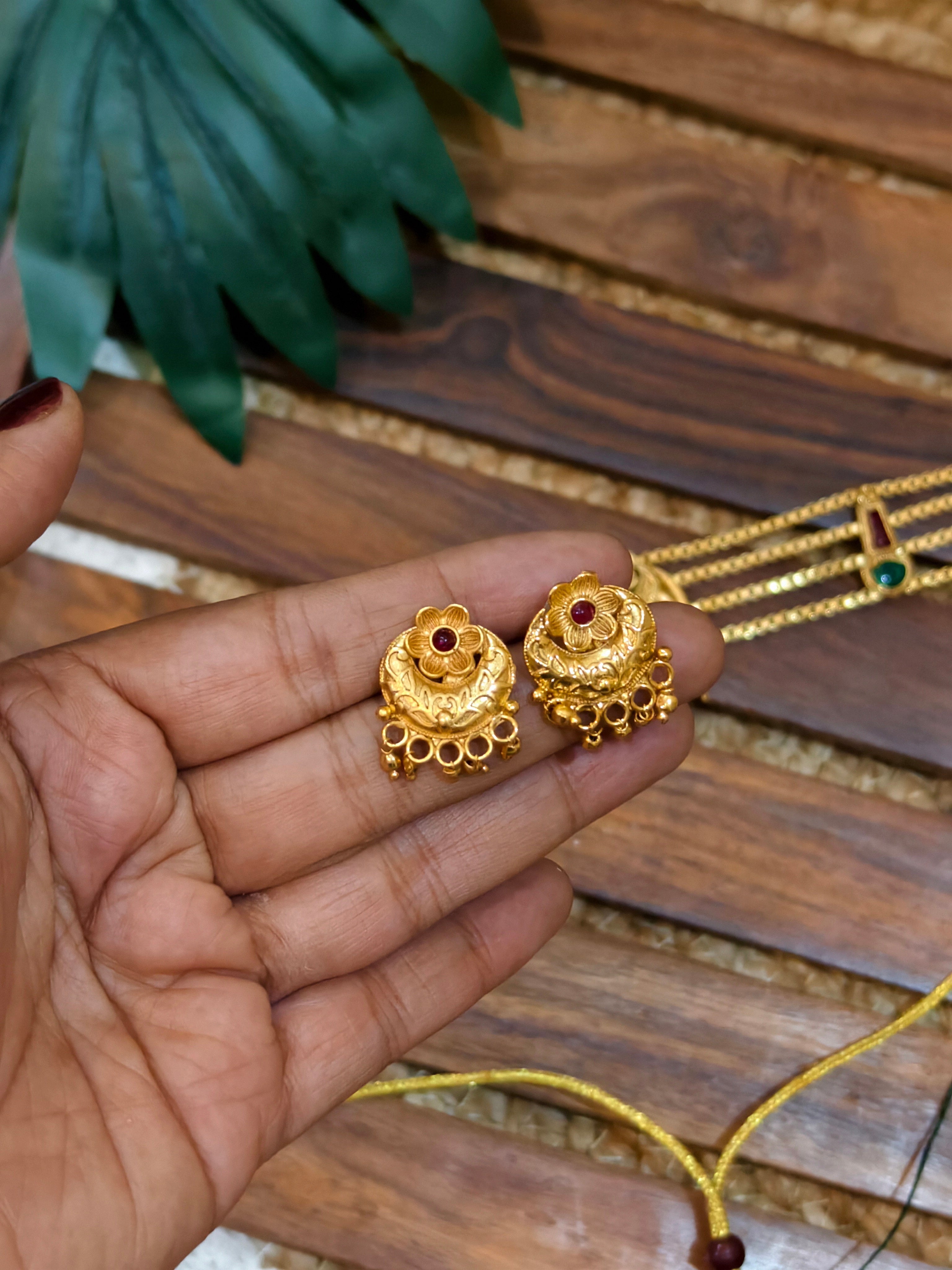 Moon to your Flower Choker Design set