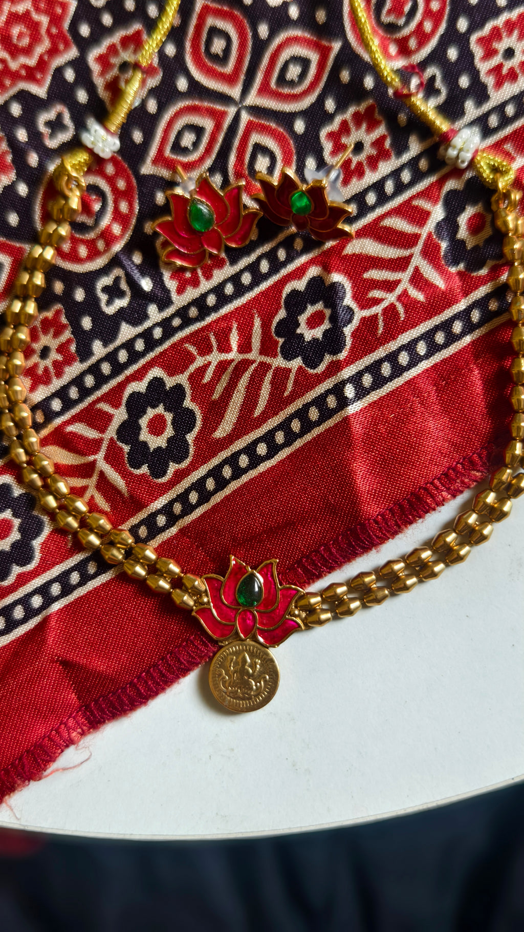 Bead Style Lotus Neckale