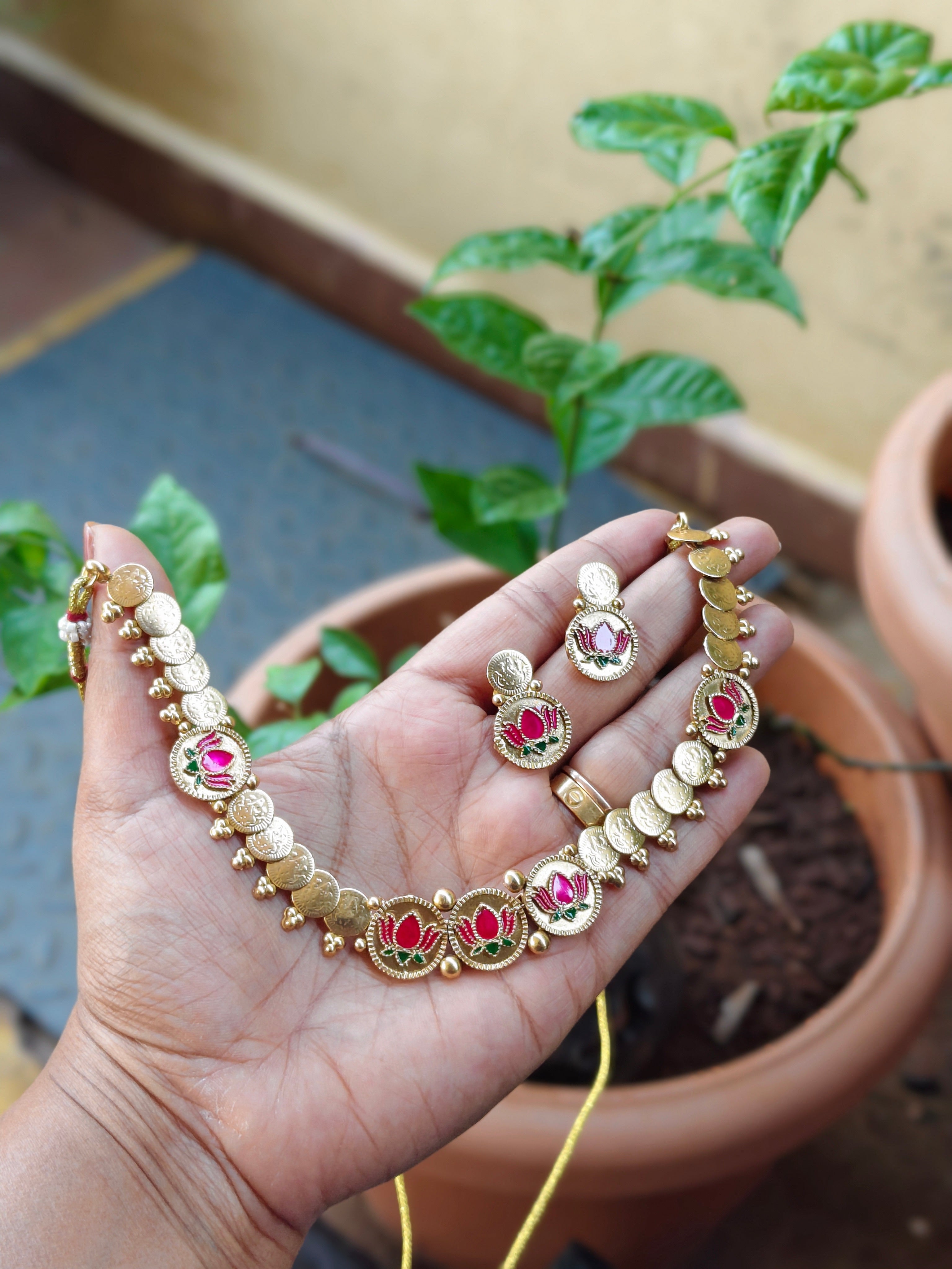 Kanchana Kamala Coin Styled Choker set